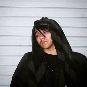 Meet your Posher, Lucid